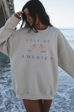 Gulf Of America Beach Unisex Graphic Pullover Sweatshirt