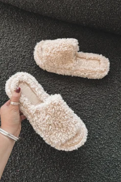 Matisse In House Cozy Vegan Sherpa Slipper Slides