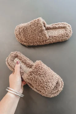 Matisse In House Cozy Vegan Sherpa Slipper Slides